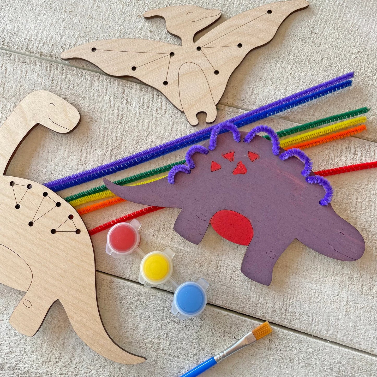 Colorful Dinosaurs – Craft Kit